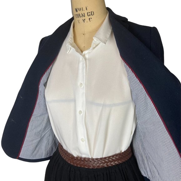 ๐2/$30๐ Abercrombie & Fitch Navy Academy Blazer - Picture 2 of 10